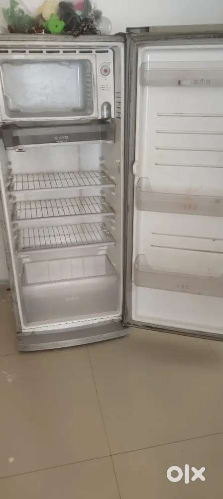 Fridge 250 l