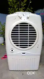 Chota plastice Cooler bechna hai