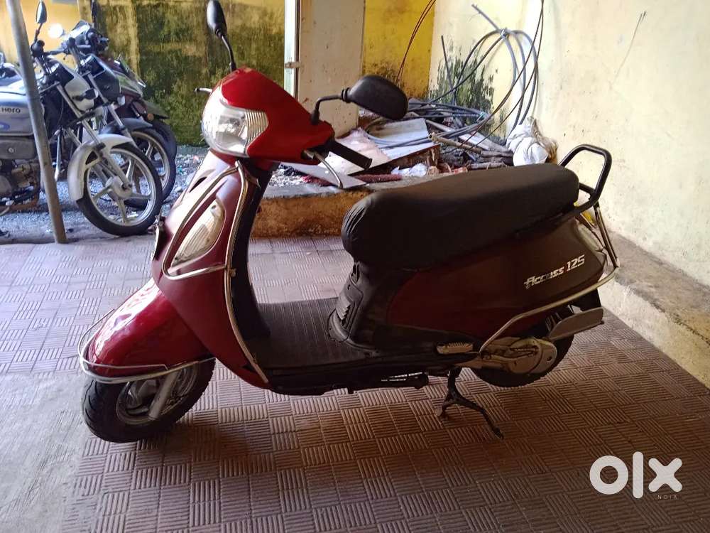 Access 125cc petrol bike.