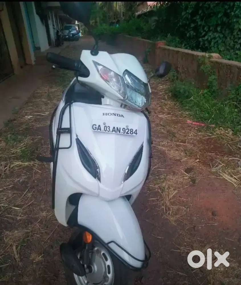 I to urgent sale Honda Activa 5G