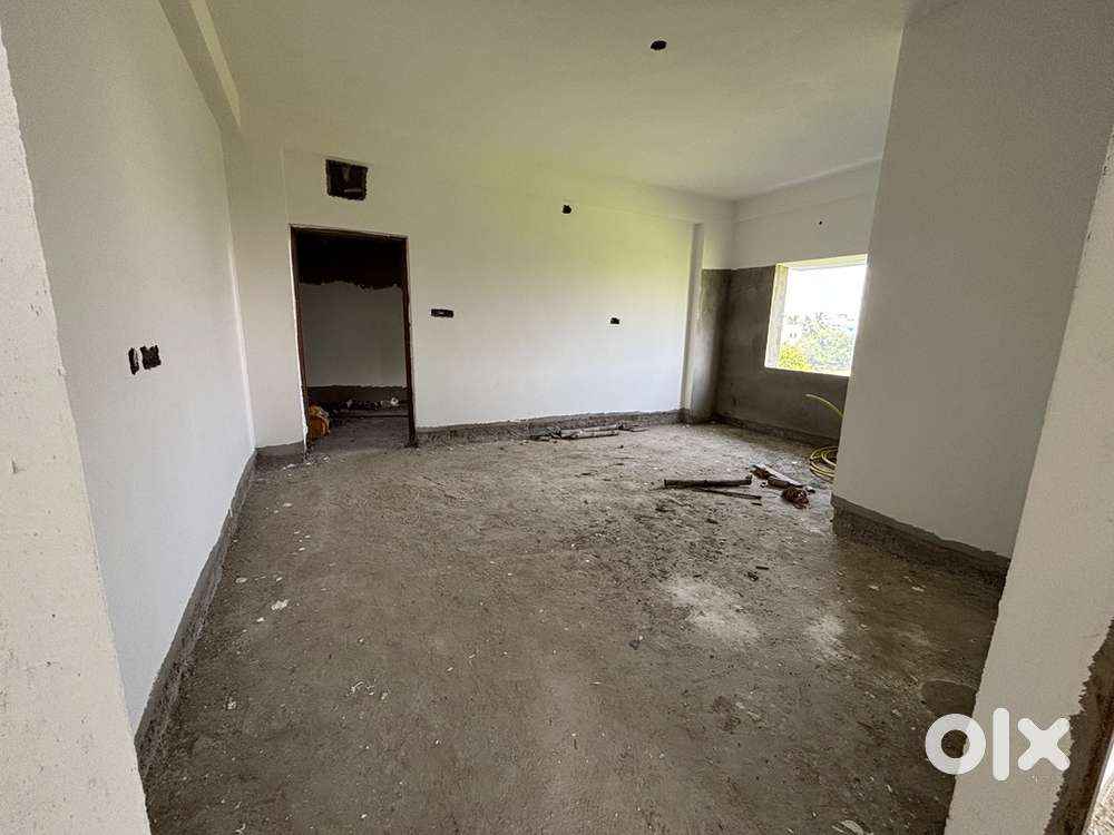 2 BHK FLAT FOR SALE PRIME LOCATION 2 MIN WALKING FROM DH ROAD