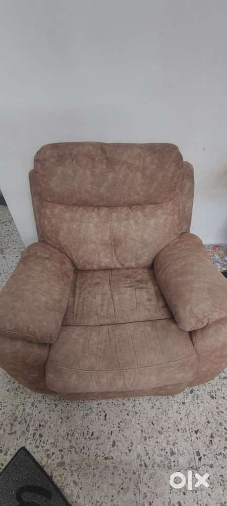 RECLINER AND SOFA