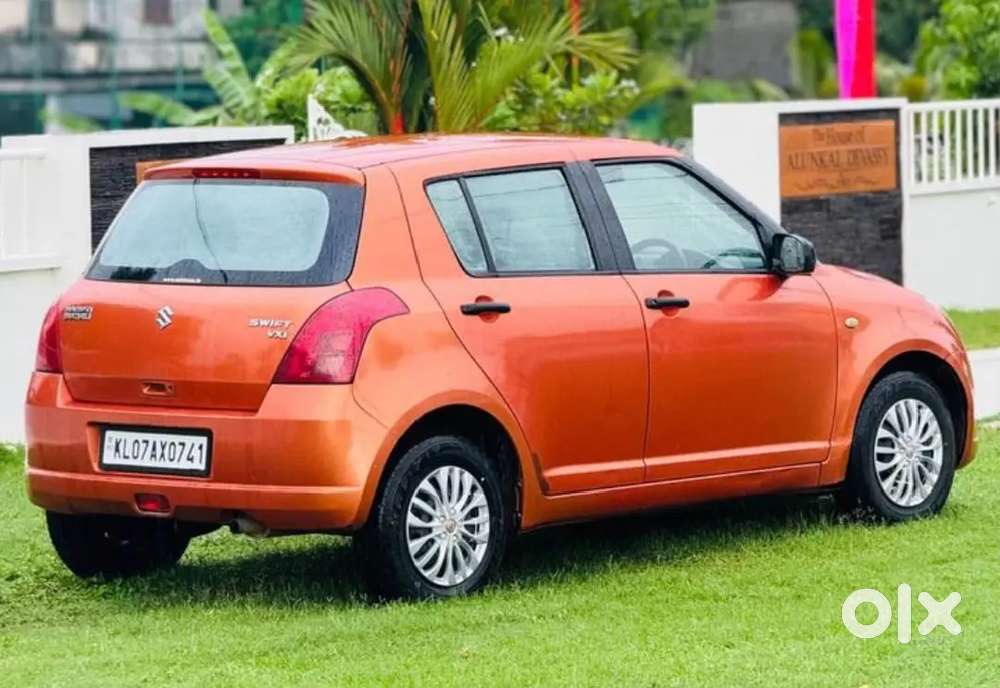 Maruti Suzuki Swift 2005 Petrol 85000 Km Driven