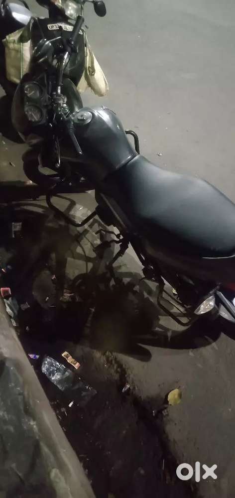 Honda CB shine 2016 last model  good condition money problem
