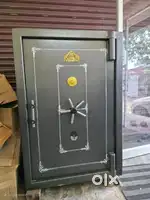 SAFE LOCKERS FOR FINANCE, BANK AND HOME