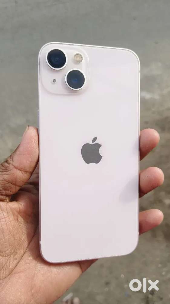 Very low price IPHONE 13 128GB battery health 87%