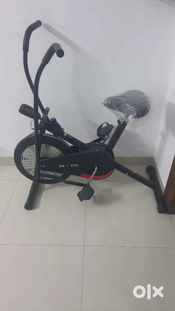 Dual Action Gym/exercise Cycle