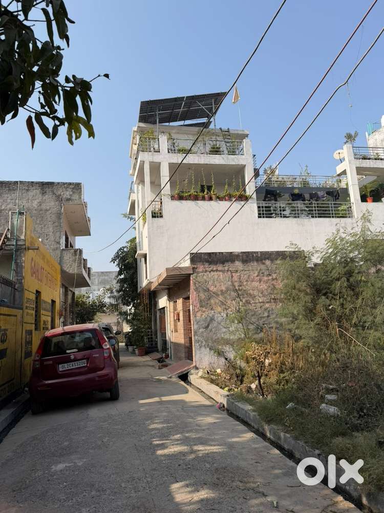 65 gaj plot only 100 meter ashirwad vatika gopal nagar Najafgarh