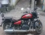 Selling Royal Enfield meteor 350 supernova red top model
