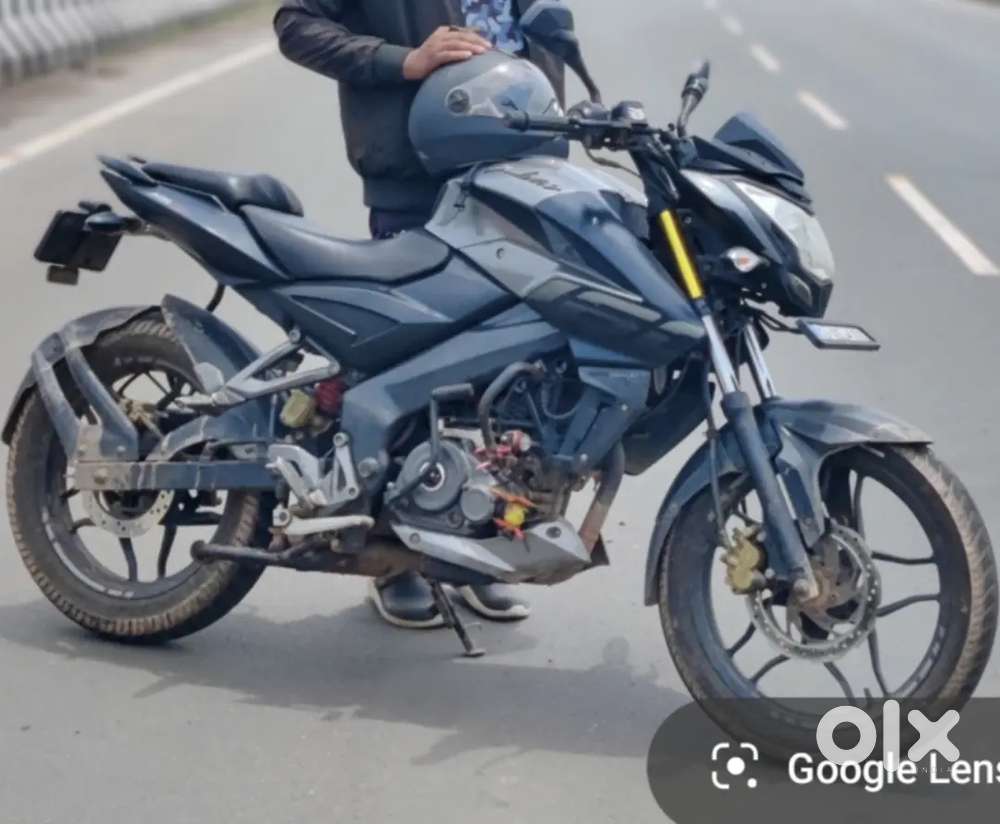 Good condition showroom maintenance