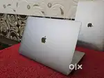 Apple Macbook Pro i7/32gb/512gb/5.5GB Graphics 16inch Retina Touchbar