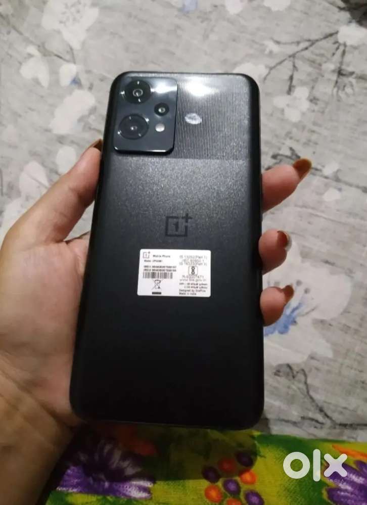 OnePlus phone Urgently need money