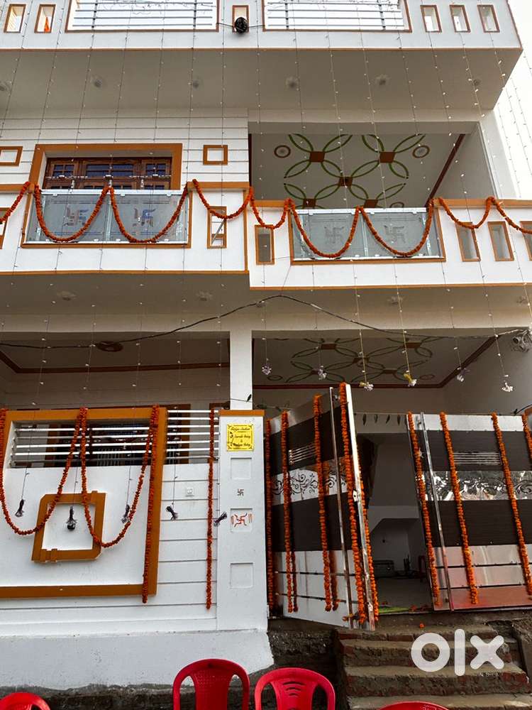 WELL MAINTAINED FIRST FLOOR OF INDEPENDENT HOUSE AVAILABLE ON RENT