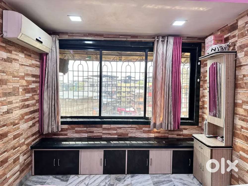 Fully furnished 2bhk spacious flat near kalyan station