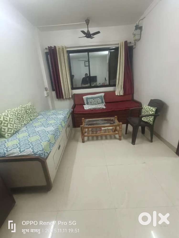 Model English School, Pandurang Wadi, 1 Bhk Semi Furnished Flat Rent