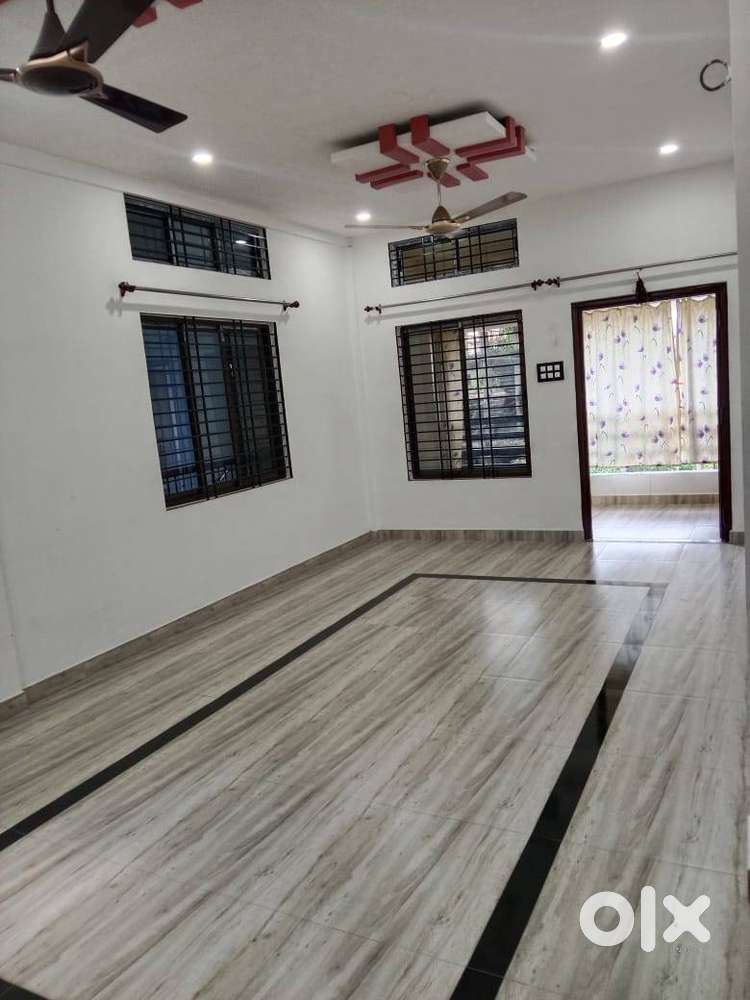 2bhk house for rent at mancota road near tv centre