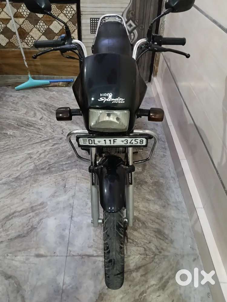 1st owner. Splendor Plus. Complete bike (PPF)Totally perfect