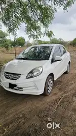 Honda Amaze 2016 Diesel Well Maintained