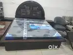 Old bed good condition with two seties two draz without mattress