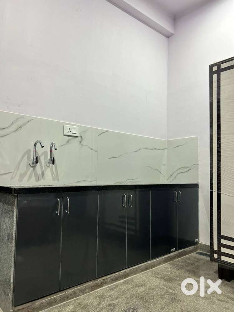 1 Rk Fully Furnished Room for Rent