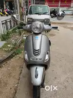 Vespa bs6 vechile gray colour single handed customer