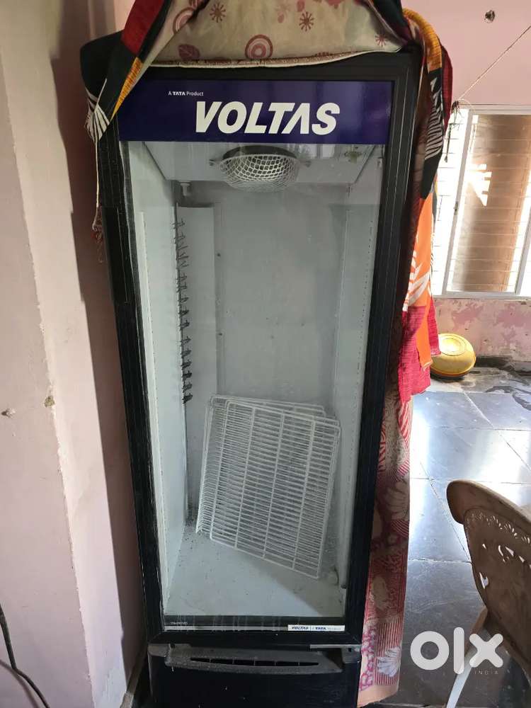 voltas displayed fridge