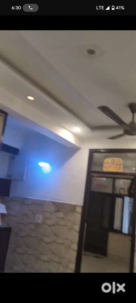 For rent prime location near gaur city 2