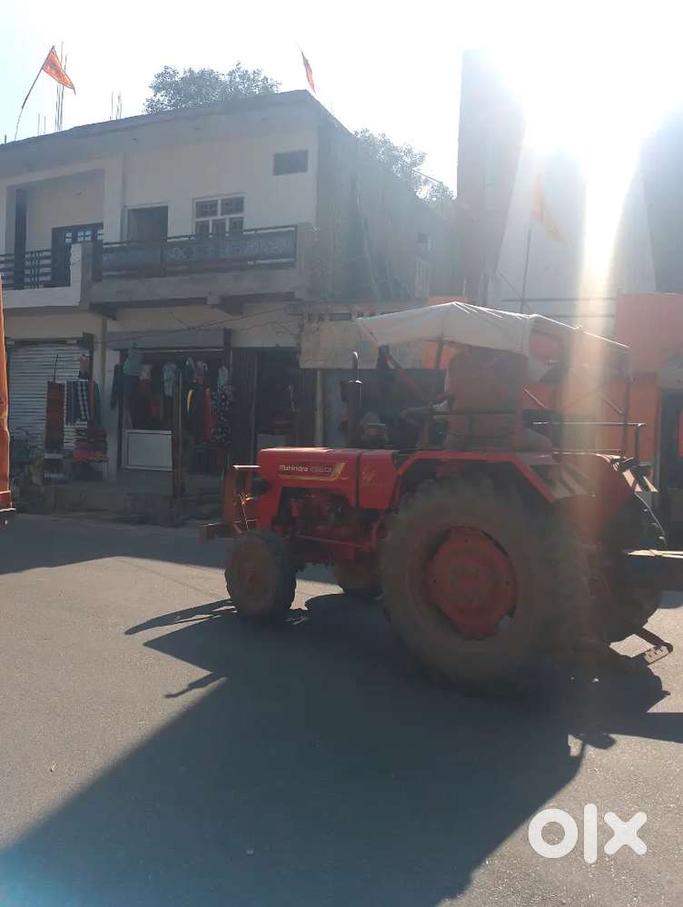 Shop/Office space for rent at Biswan Tiraha Mahmudaba