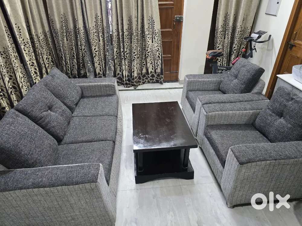 Sofa with Table 5 Seater