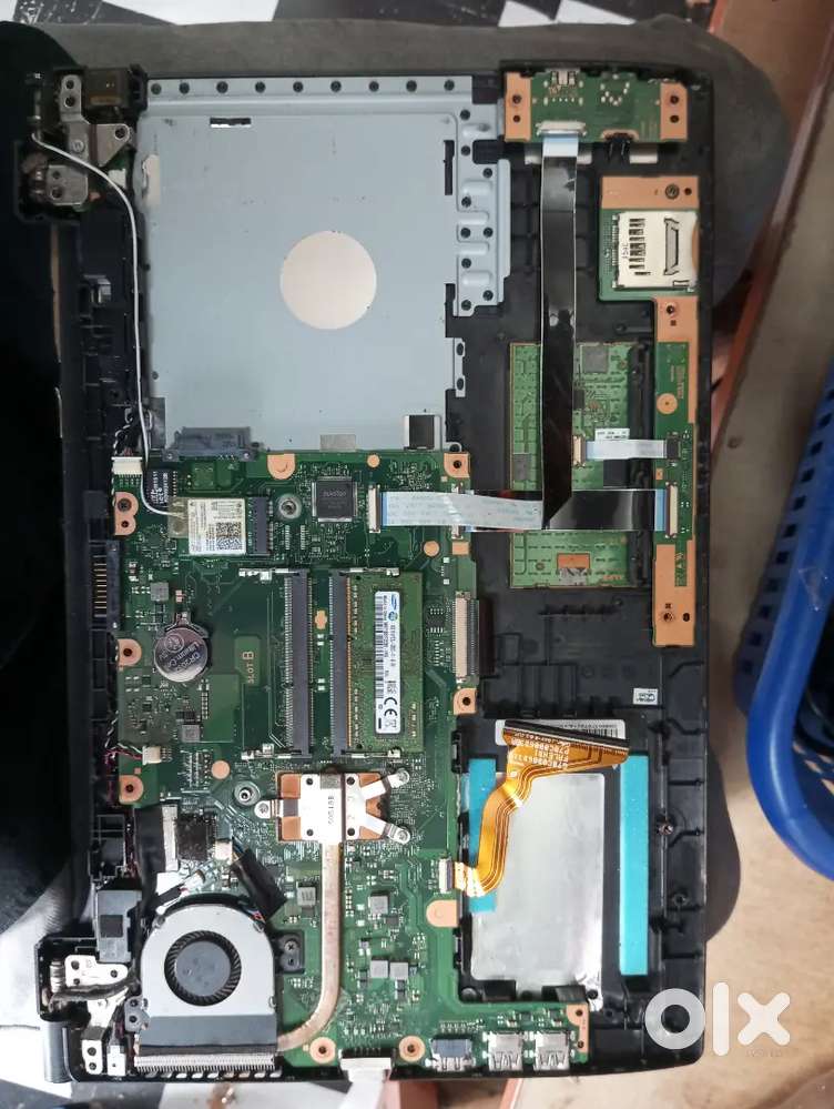 Need computer hardware and cctv technicians