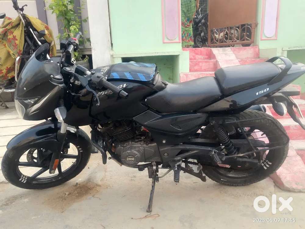 Pulsar 150 DTS-i