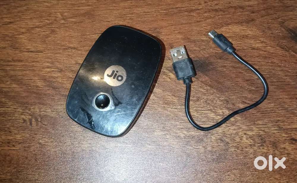JIO FI 2 WITHOUT BATTERY WORKS WITH POWER ADAPTOR NO BATTERY AVAILABLE