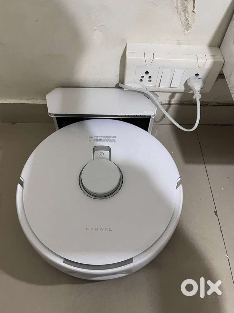Narwal Robot Vacuum & Mop – Smart Cleaning