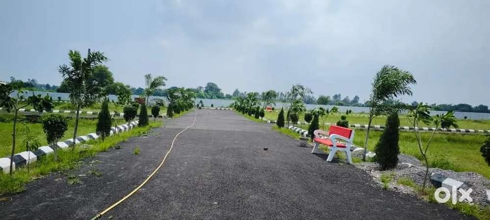 फुल डेवलपमेंट सोसाइटी में प्लॉट सुल्तानपुर रोड पर अप्रूव्ड के साथ