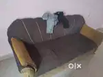 Room sipt kar rahe hai isliye bech rahe hai