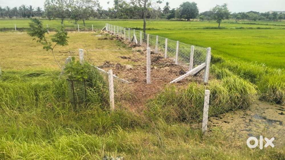 COMMERCIAL LAND ON NH ROAD