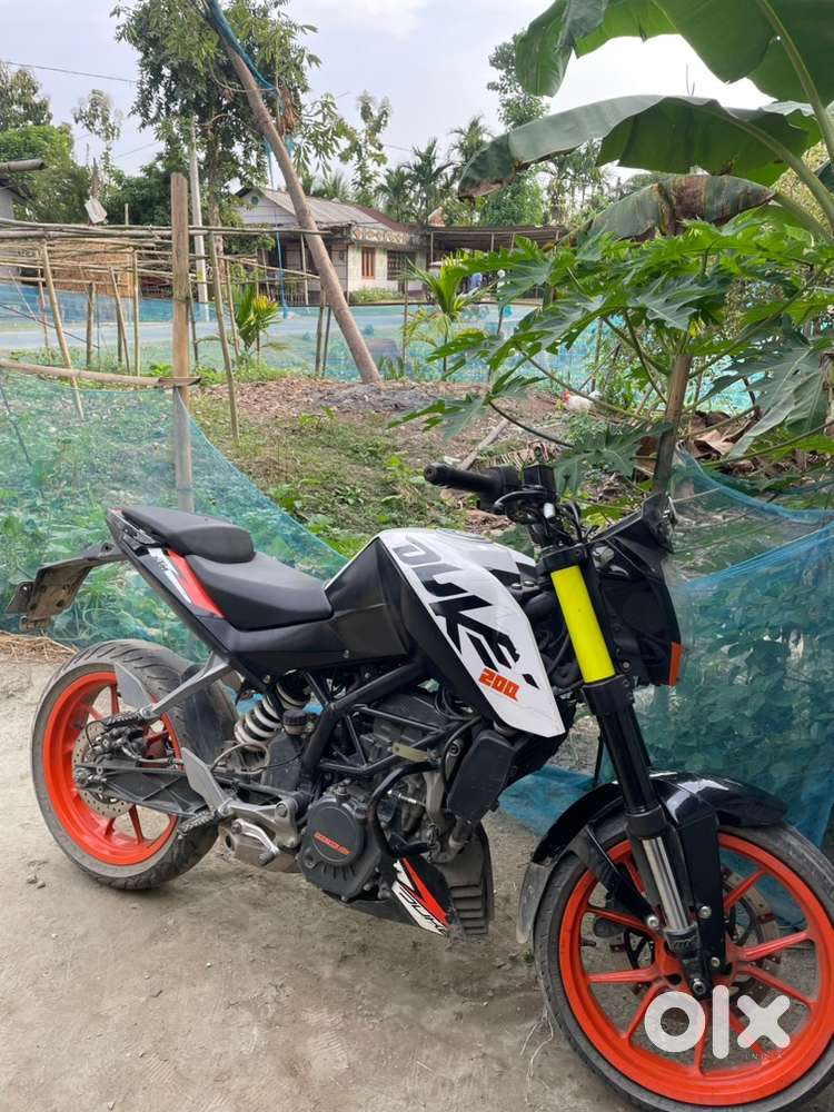 KTM Duke 125