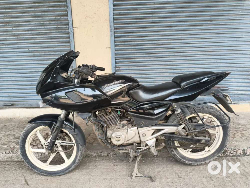 Pulsar 220f