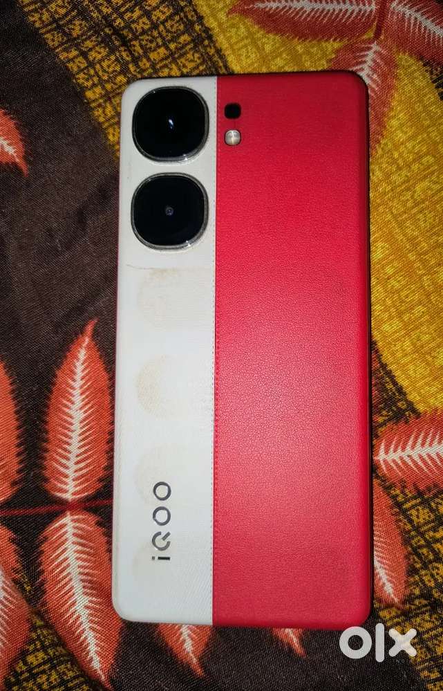 Iqoo neo 9 pro 8GB 256GB STORAGE in very good condition