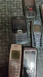 3 old mobile phones except nokia