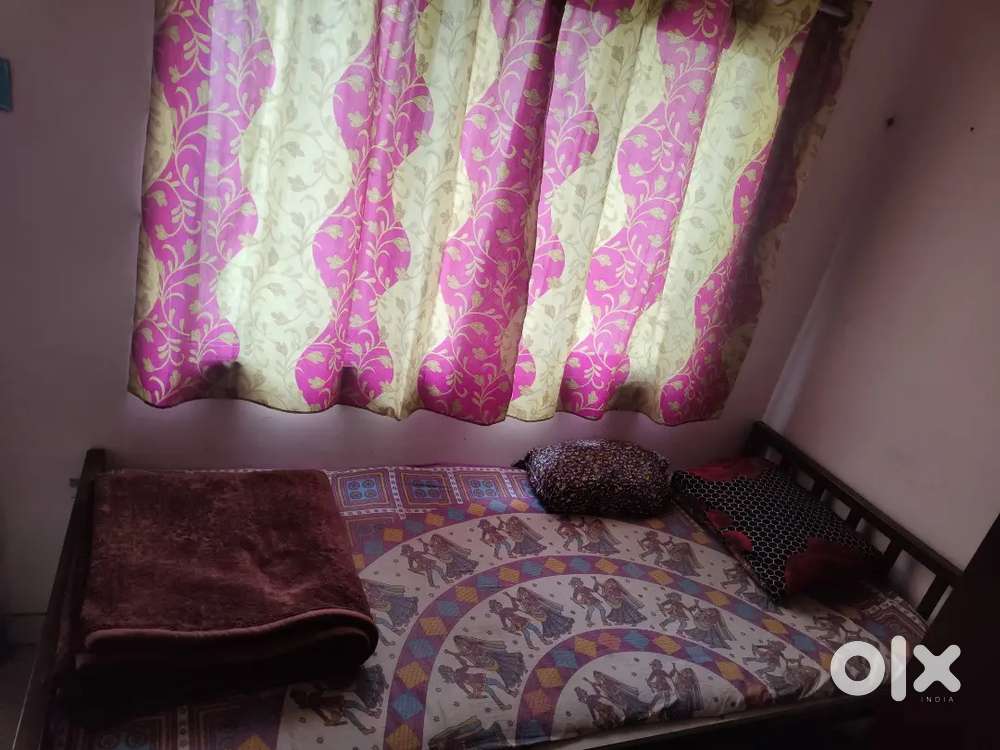 Roommate Required (Male)