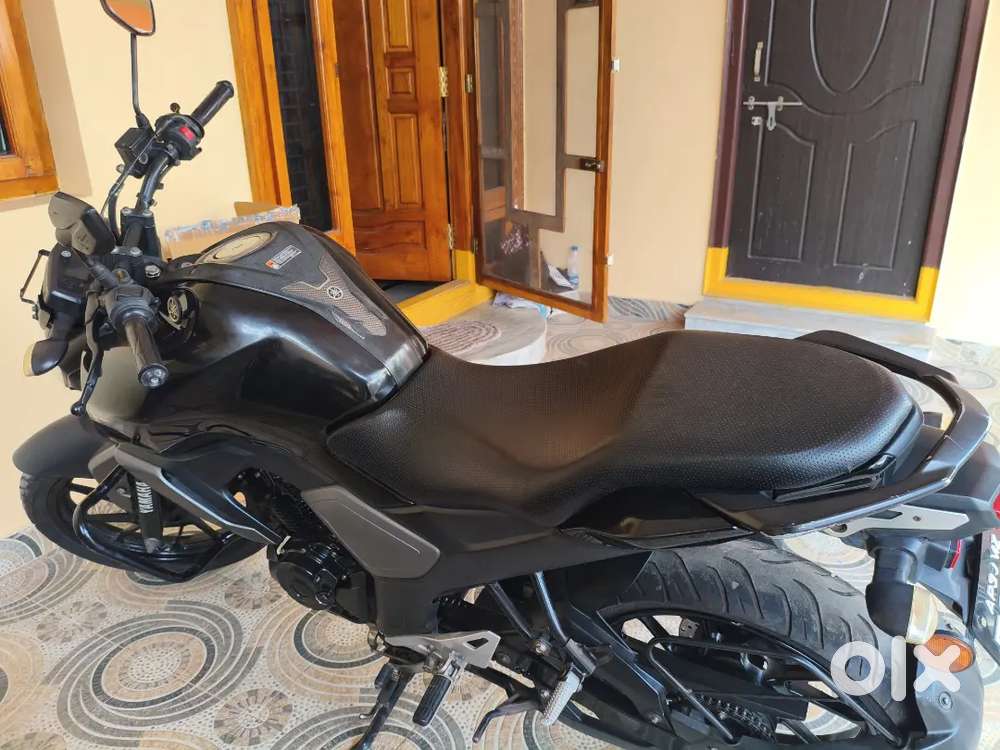 Fz with showroom track good milage of 55 km/liter