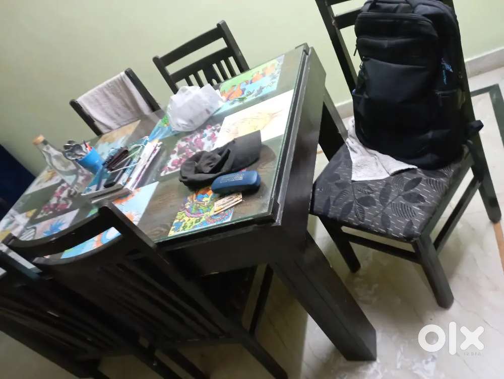 Dinning Table -6 seater