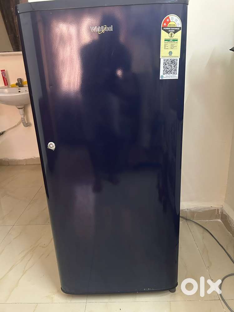 Whirlpool 184 L, 1 year old, Direct-Cool Single Door Refrigerator