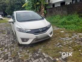 Honda Jazz V Automatic, 2015, Petrol