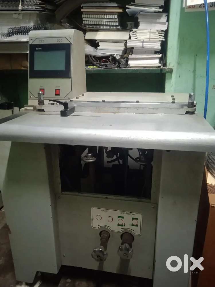 Semi Automatic wiro binding machine