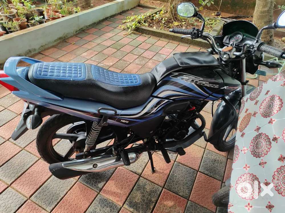 Good condition bike Less used showroom service done price negotiable