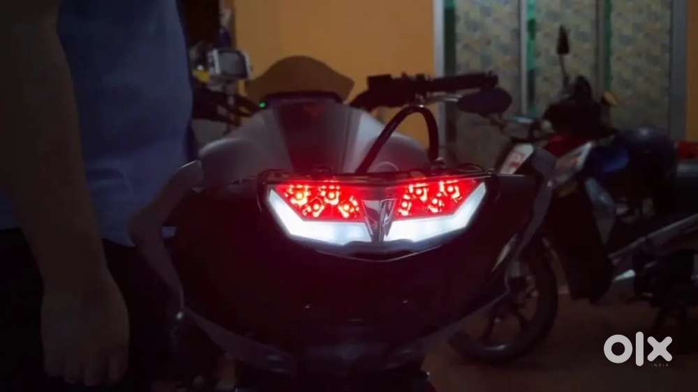Selling My MT-15 v2 Deluxe special edition