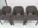3 chair sale ka raha hu