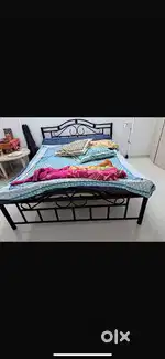 1 Bed with 3 Mattresses (Sleepwell)